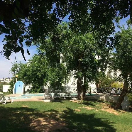 Doris' Place- Garden * Tavira
